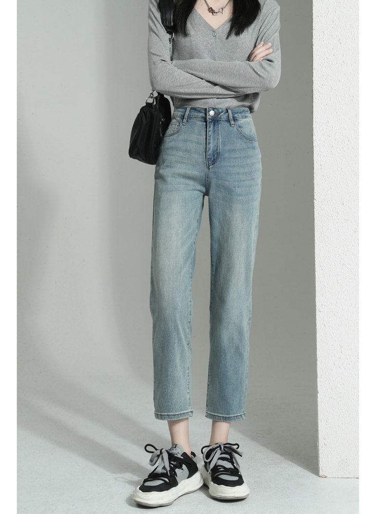 Women's cropped straight leg jeans